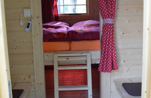 Krostitz Cabin | Camping barrel 1 - idyllically located