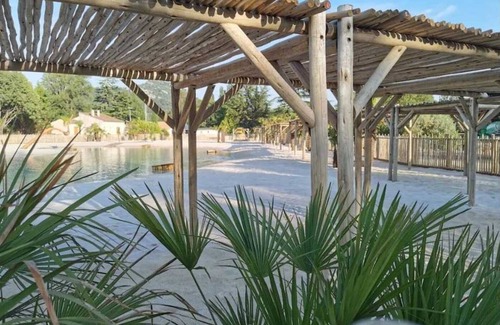 Artignosc-sur-Verdon House | Camping - ccb0gf0 - Two Bedroom Apartment, Sleeps 5