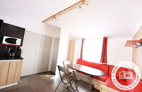 Domino House | Camping L'Anse Des Pins * - Mobil Home Eco 4 Rooms 6/8 People