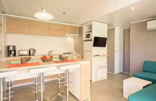 Orpierre House | Camping les Princes d'Orange* - Espace Premium 4 rooms for 6 people Air-conditioned with mountain view