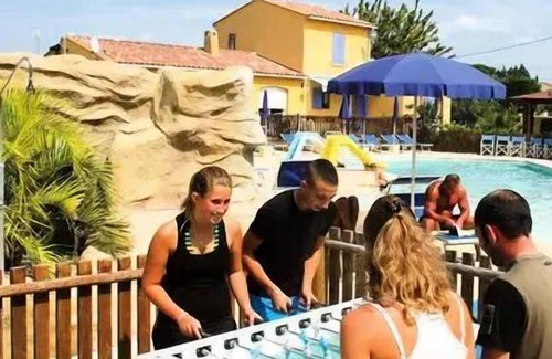 Courthezon Ski Chalet | Camping Les Sources ***** - Chalet for 5 People