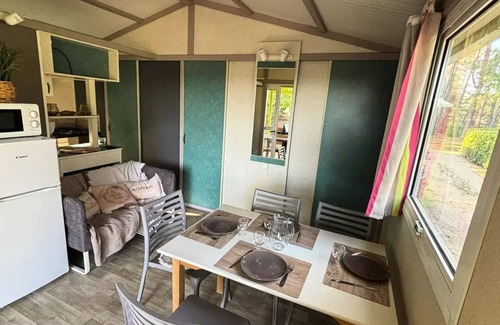 Ucel Ski Chalet | Camping Ushuaïa Villages les Pins d'Ucel * - MIMOSA - Chalet 27m² + TV for 5 people
