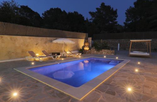 Santa Eulalia del Rio House | Can Clau - 2 bedroom Finca