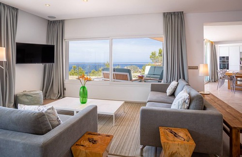 Sant Antoni de Portmany Villa | Can Ellie - Six Bedroom Villa, Sleeps 12