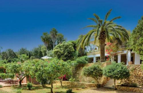 Santa Eulalia del Rio Villa | Can Torres con piscina y jardín, santa Gertrudis