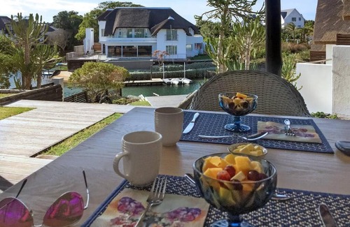 Saint Francis Bay House | CANAL HOUSE: Waterfront property for rent