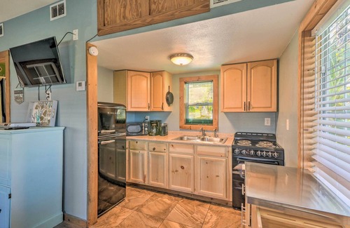Cedar Lane Cabin | Canalfront Sargent Cabin w/Patio: 1 Mi to Beach!