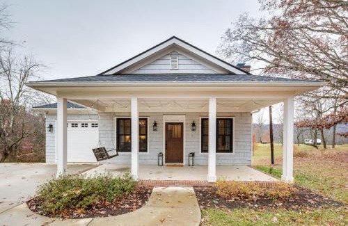 Candler House | Candler Cottage with Mountain Views and Deck