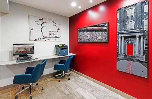 Fayetteville Hotel | Candlewood Suites Fayetteville by IHG