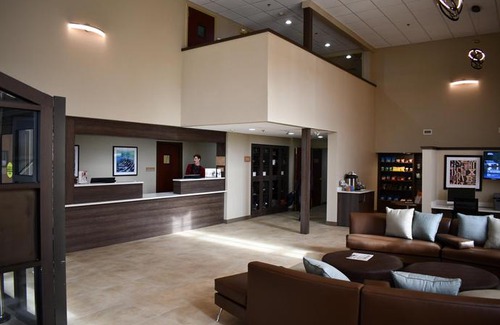 Forest Hills Hotel | Candlewood Suites Grand Rapids Airport