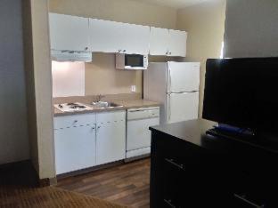Webster Hotel | Candlewood Suites Houston Space Center - Webster