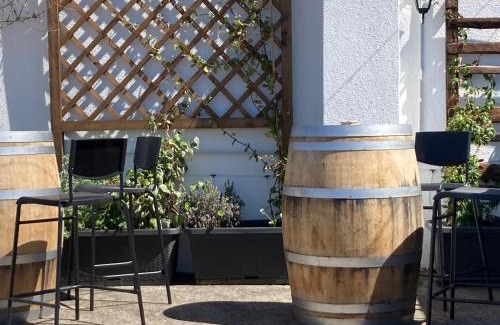 Orgosolo House | Canduleri