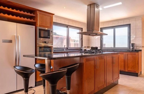 Ponta do Sol Villa | Canhas Views Pool and Barbecue