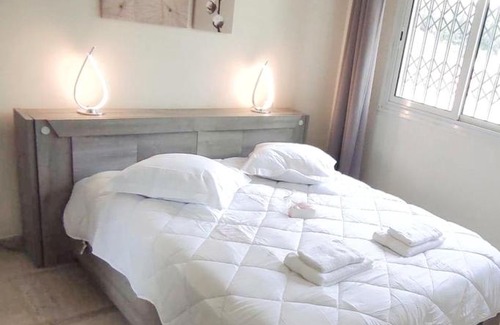 Riou - Petit Juas - Av de Grasse Apartment | Cannes : spacious apartment