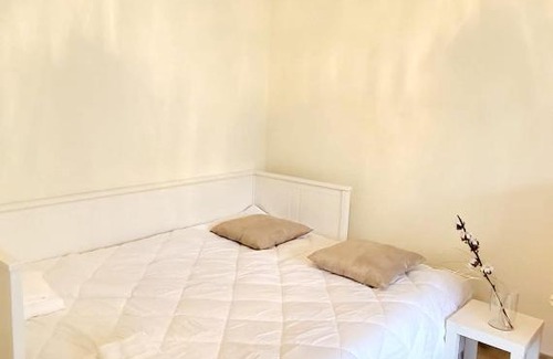 Riou - Petit Juas - Av de Grasse Apartment | Cannes : spacious apartment