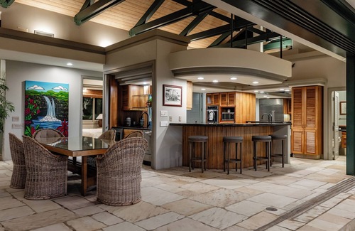 Kamuela Villa | Canoe House: New Listing! 4 Minutes to Private Beach Club