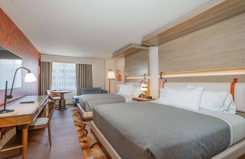 Dupont Circle Hotel | Canopy by Hilton Washington Embassy Row