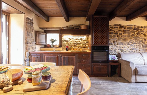 Raggiolo Cottage | Canto del fiume, Raggiolo, Tuscany, surrounded by nature