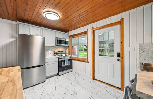 Lake Delton House | Canyon Cottage by Sundara & Wild Rock
