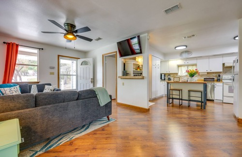 Canyon Lake House | Canyon Lake Home w/Resort Amenities & Fire Pit!