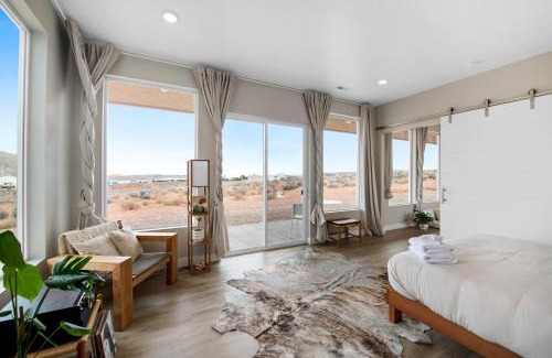 Big Water House | Canyon Oasis suite with Grand Mesa view