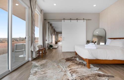 Big Water House | Canyon Oasis suite with Grand Mesa view