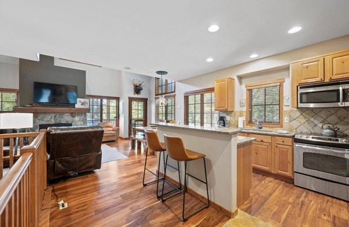 Tamarack Resort House | Canyon View Town Home | Ski-in Ski-out | Pet Friendly