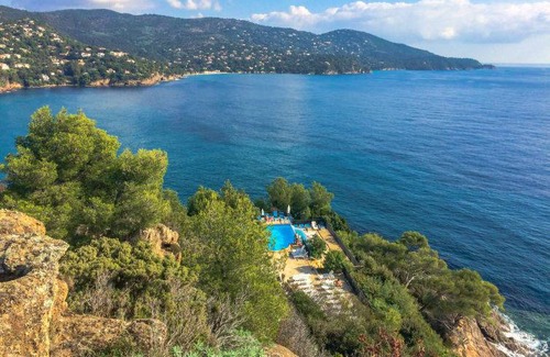 Cavaliere Beach Apartment | Cap Négre: Domaine de la Pinède