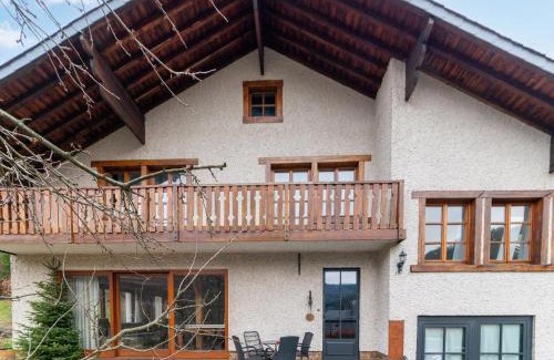 Membre House | Capacious holiday home in Membre with garden