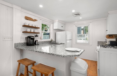 East Sandwich House | Cape Cod Getaway: Walk to East Sandwich Beach