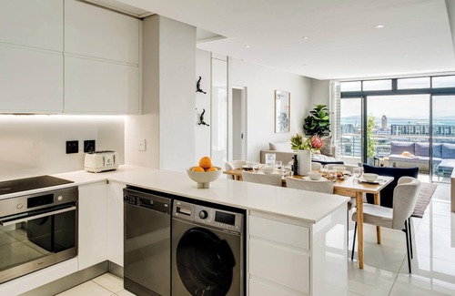 Cape Town City Centre Apartment | Cape Town Deluxe City Apartment Hafen Views