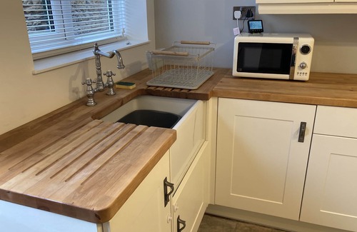 Branston Cottage | Capella Cottage, 2 Bedroom, Sleeps 4