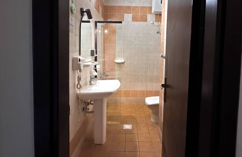 Al Aziziyah Hotel | Capital Guest hotel فندق كابيتال جيست العزيزية الجنوبية