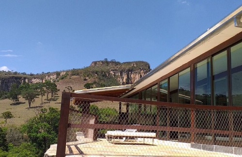 Guape House | Capitol, canyons, waterfalls on the edge of the house and views of the Furnas dam and Paredao