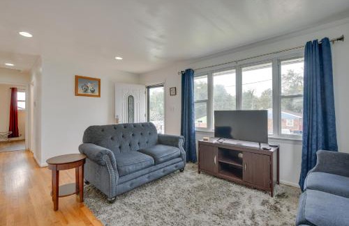 Coral Hills House | Capitol Heights Home about 6 Mi to National Mall!