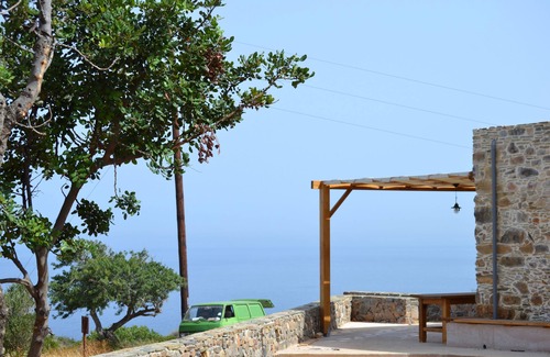 Livadia House | Captain Nikolas stone house