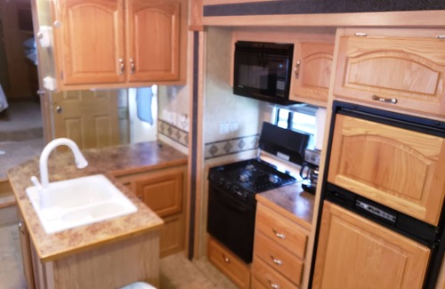 Dickinson House | Captain Quarters Vacation Rental