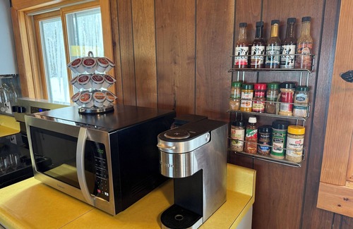 Newberry Cabin | Captain's Cottage Lake Superior Beachfront Deer Park