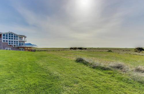 Gearhart Apartment | Captain's Quarters