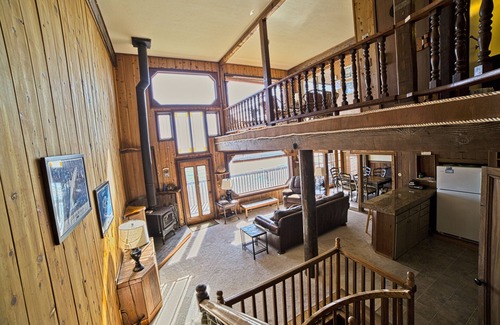 La Selva Beach House | Captain’s Cove – Ocean Views, Hot Tub & Private Beach Access