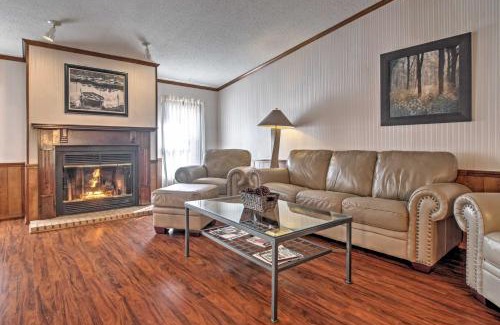 Cadiz House | Captivating Cadiz Hideaway with Deck on Lake Barkley