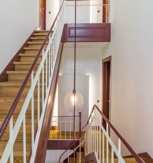 Lisbon Old Town Apartment | Cardal Deluxe Apartment