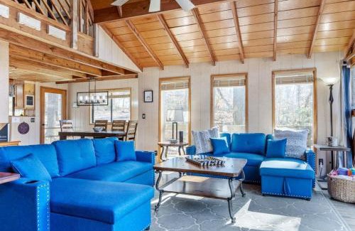 Innsbrook House | Cardinal Lake Front Cottage