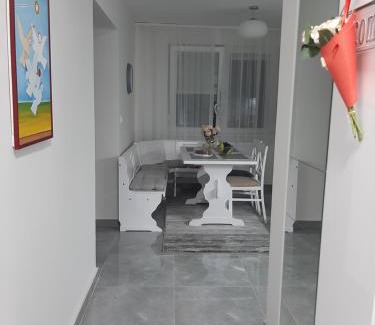 Vrdnik Apartment | Carev Dvor