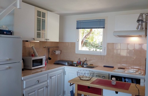 Cargese Apartment | Cargèse sea view apartment in private residence with trees