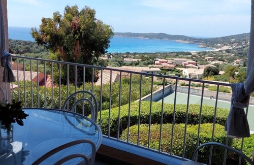 Cargese Apartment | Cargèse sea view apartment in private residence with trees