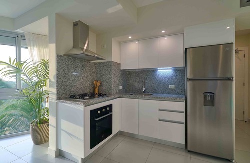 Caribbean Islands Apartment | Caribbean Beachfront Apartment. W/Scenic view