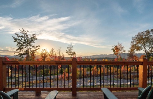 Bethel Ski Chalet | Caribou Mountain Chalet- Panoramic Views, Hot Tub