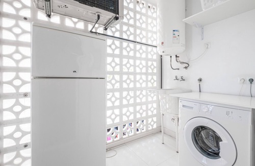 Benidorm Apartment | Carlos V 2-A