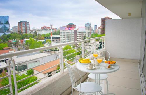 Apoquindo Apartment | Carmelitas I Contemporary